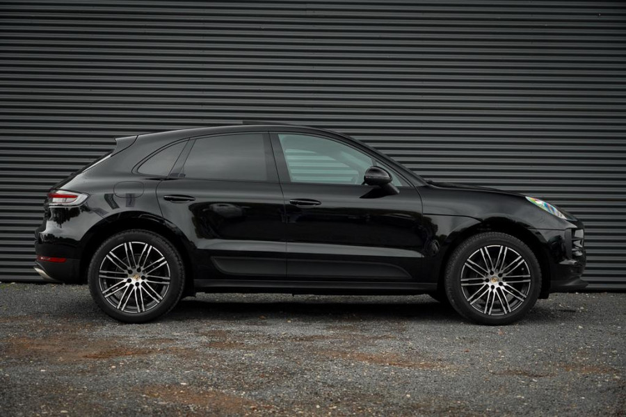 Porsche Macan 2.0 / Panoramadak / Incl BTW / 20''  / Stoelverwarming