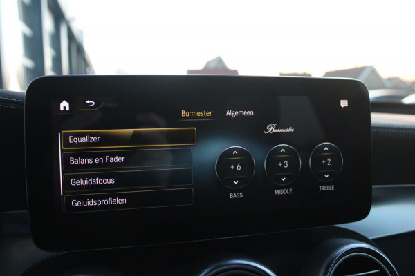 Mercedes-Benz GLC 300e 4MATIC AMG-Line | Pano | Burmester | 20''