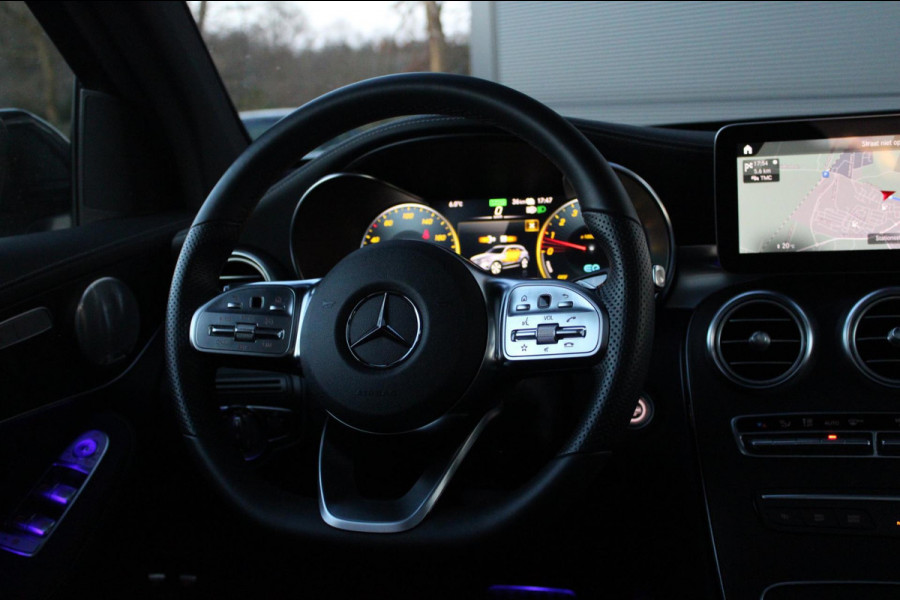 Mercedes-Benz GLC 300e 4MATIC AMG-Line | Pano | Burmester | 20''