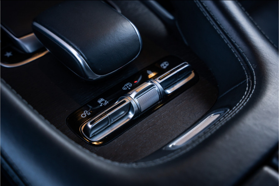 Mercedes-Benz GLS AMG GLS63 4MATIC - Panorama | Burmester | Luchtvering | Elek. Trekhaak | Massage Mercedes-Benz GLS AMG GLS63 4MATIC - Panorama | Burmester | Luchtvering | Elek. Trekhaak | Massage
