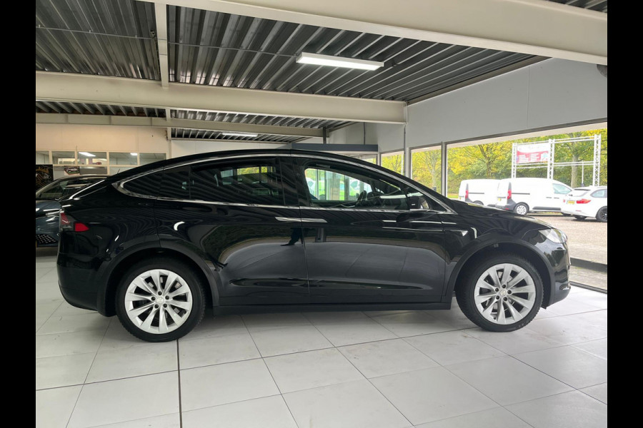 Tesla Model X 90D Base 6 Persoons - Trekhaak 2.250 Kg Tesla Model X 90D Base 6 Persoons - Trekhaak 2.250 Kg