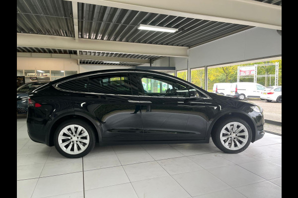 Tesla Model X 90D Base 6 Persoons - Trekhaak 2.250 Kg Tesla Model X 90D Base 6 Persoons - Trekhaak 2.250 Kg