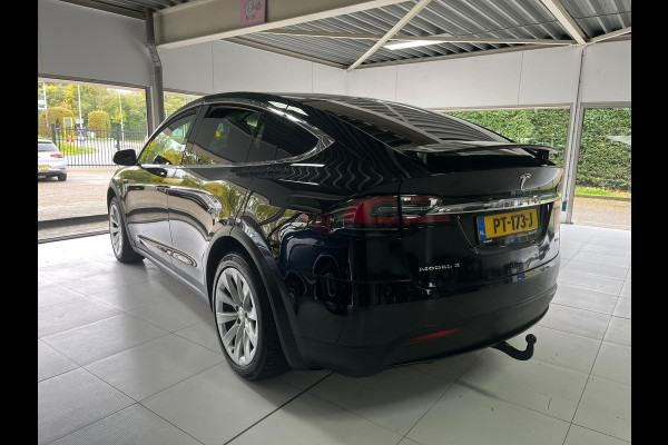 Tesla Model X 90D Base 6 Persoons - Trekhaak 2.250 Kg Tesla Model X 90D Base 6 Persoons - Trekhaak 2.250 Kg