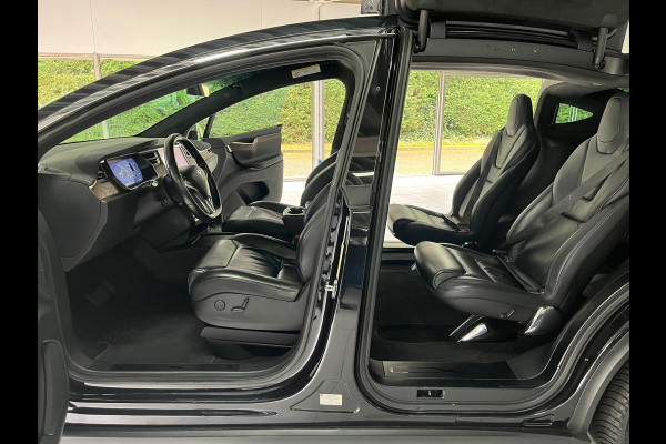 Tesla Model X 90D Base 6 Persoons - Trekhaak 2.250 Kg Tesla Model X 90D Base 6 Persoons - Trekhaak 2.250 Kg