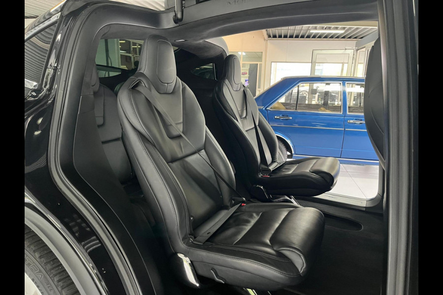 Tesla Model X 90D Base 6 Persoons - Trekhaak 2.250 Kg Tesla Model X 90D Base 6 Persoons - Trekhaak 2.250 Kg