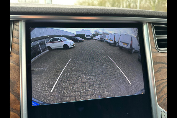 Tesla Model X 90D Base 6 Persoons - Trekhaak 2.250 Kg Tesla Model X 90D Base 6 Persoons - Trekhaak 2.250 Kg