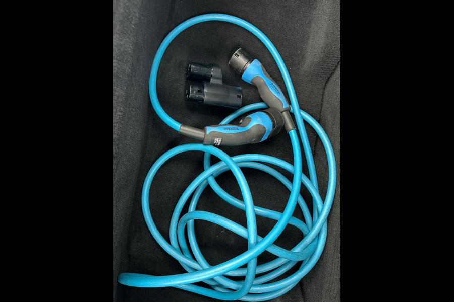 Tesla Model X 90D Base 6 Persoons - Trekhaak 2.250 Kg Tesla Model X 90D Base 6 Persoons - Trekhaak 2.250 Kg