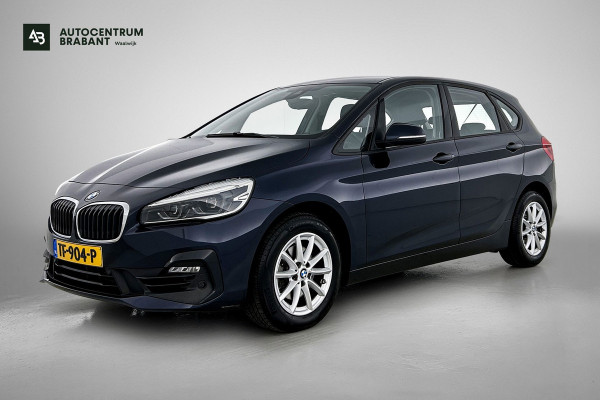 BMW 2 Serie Active Tourer 218i Executive Launch Edition(NL-auto, Dealer OnderH, Camera, Navi, Parkeersensoren, Sportstoelen, Etc) BMW 2 Serie Active Tourer 218i Executive Launch Edition(NL-auto, Dealer OnderH, Camera, Navi, Parkeersensoren, Sportstoelen, Etc)