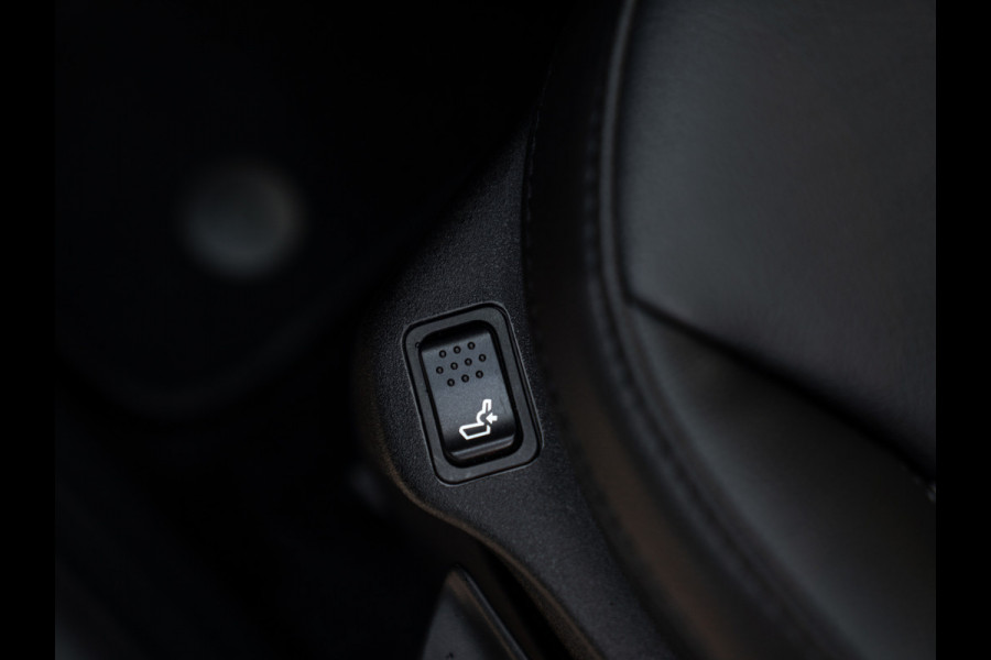 Jeep Compass 4xe Plug-in Hybrid Limited | Pano-dak | 360 camera | CarPlay | 19 inch Jeep Compass 4xe Plug-in Hybrid Limited | Pano-dak | 360 camera | CarPlay | 19 inch