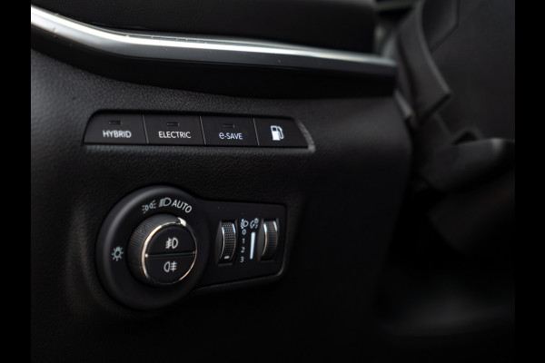 Jeep Compass 4xe Plug-in Hybrid Limited | Pano-dak | 360 camera | CarPlay | 19 inch Jeep Compass 4xe Plug-in Hybrid Limited | Pano-dak | 360 camera | CarPlay | 19 inch