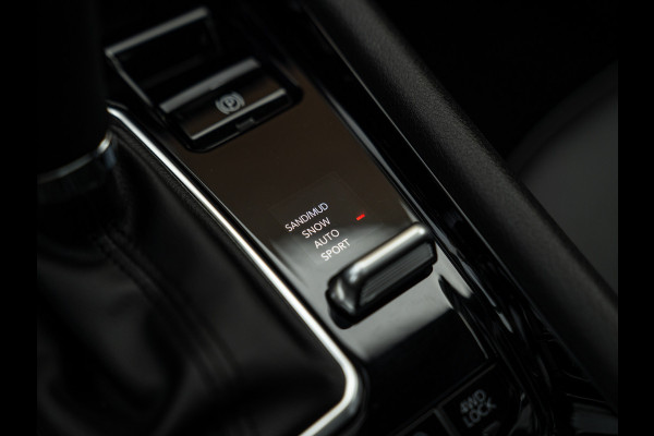 Jeep Compass 4xe Plug-in Hybrid Limited | Pano-dak | 360 camera | CarPlay | 19 inch Jeep Compass 4xe Plug-in Hybrid Limited | Pano-dak | 360 camera | CarPlay | 19 inch