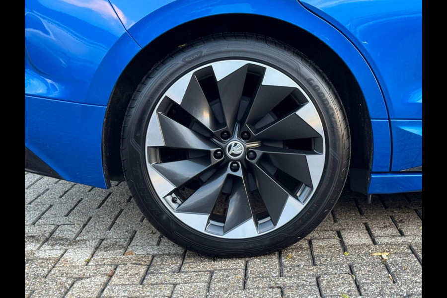 Škoda ENYAQ iV 60 Sportline * Trekhaak * Camera * Elek. Klep * 21 inch velgen * Škoda ENYAQ iV 60 Sportline * Trekhaak * Camera * Elek. Klep * 21 inch velgen *