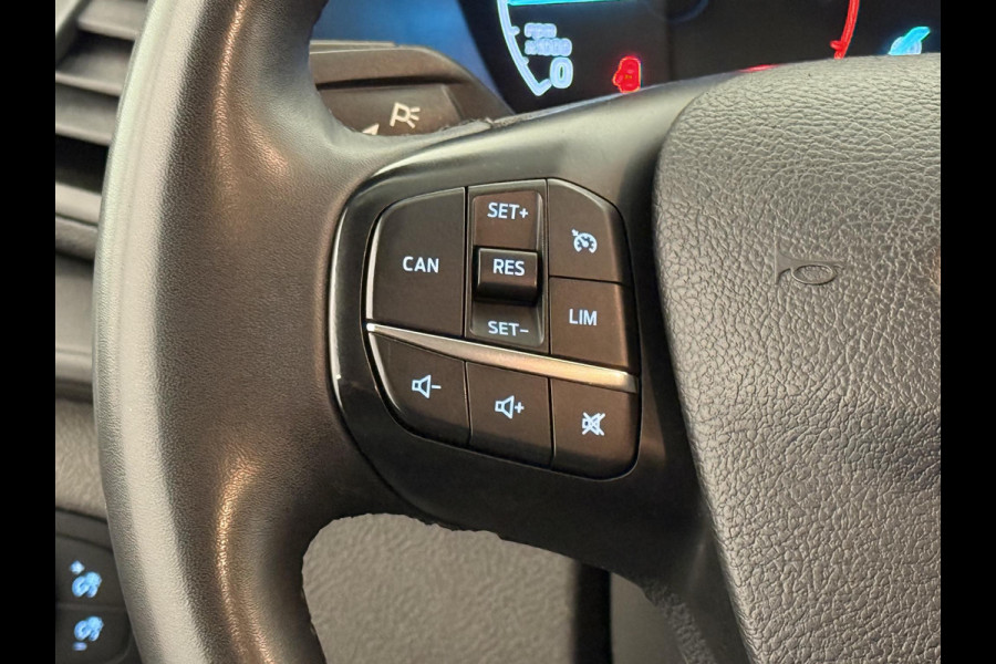 Ford Transit Custom 300 2.0 TDCI L2H1 Trend Automaat Dubbele Cabine Airco Navi Cruise Camera Trekhaak