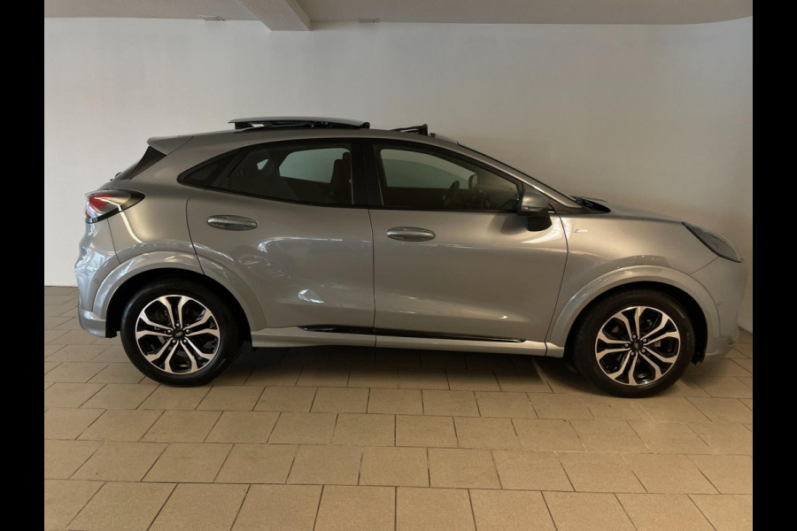 Ford Puma 1.0 EcoBoost Hybrid ST-Line PANO AIRCO NAVI CRUISE BT DIG TELLERS B&O SOUND ZWARTE HEMEL NIEUWSTAAT Ford Puma 1.0 EcoBoost Hybrid ST-Line PANO AIRCO NAVI CRUISE BT DIG TELLERS B&O SOUND ZWARTE HEMEL NIEUWSTAAT