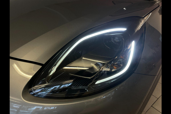 Ford Puma 1.0 EcoBoost Hybrid ST-Line PANO AIRCO NAVI CRUISE BT DIG TELLERS B&O SOUND ZWARTE HEMEL NIEUWSTAAT Ford Puma 1.0 EcoBoost Hybrid ST-Line PANO AIRCO NAVI CRUISE BT DIG TELLERS B&O SOUND ZWARTE HEMEL NIEUWSTAAT