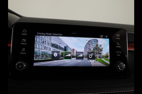 Škoda Fabia Monte Carlo 1.0 TSI 115 pk 7 versn. DSG | Travel assist plus | Verwarmbare voorstoelen