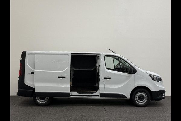Renault Trafic 2.0 Blue dCi 150PK T30 L2H1 Advance Airco Bluetooth Camera Cruise PDC Trekhaak