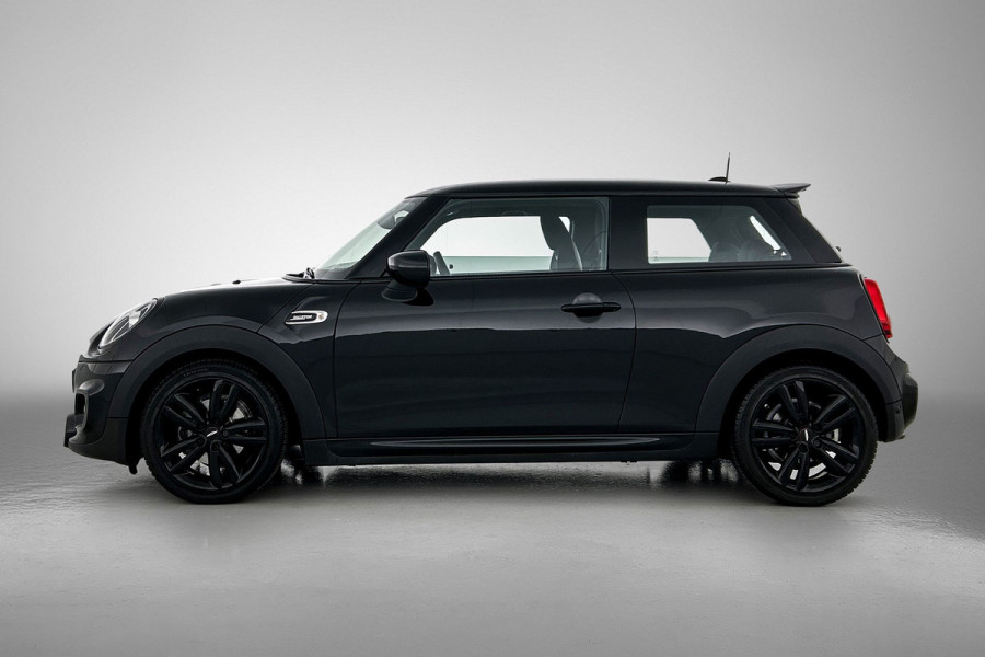 MINI Mini 1.5 Cooper JCW Chili Serious Business(NL-auto, Kuipstoelen, StoelV, Navi, Climate Con, Parkeersensoren, Etc) MINI Mini 1.5 Cooper JCW Chili Serious Business(NL-auto, Kuipstoelen, StoelV, Navi, Climate Con, Parkeersensoren, Etc)