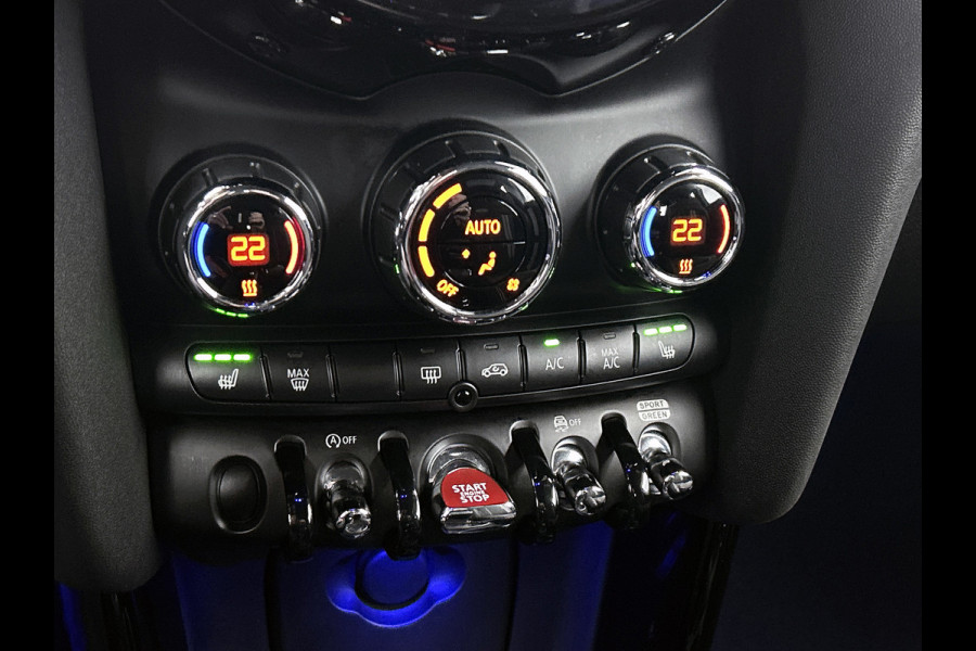 MINI Mini 1.5 Cooper JCW Chili Serious Business(NL-auto, Kuipstoelen, StoelV, Navi, Climate Con, Parkeersensoren, Etc) MINI Mini 1.5 Cooper JCW Chili Serious Business(NL-auto, Kuipstoelen, StoelV, Navi, Climate Con, Parkeersensoren, Etc)