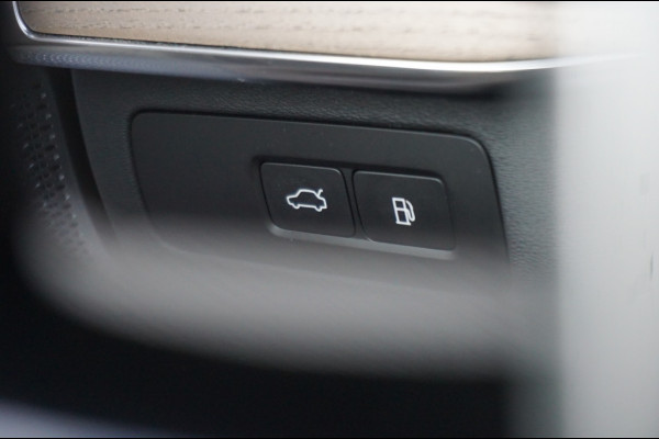 Volvo XC90 455PK PHEV Ultra Dark MY25 LEDER PAKKET | MASSAGESTOEL | B&W AUD Volvo XC90 455PK PHEV Ultra Dark MY25 LEDER PAKKET | MASSAGESTOEL | B&W AUD
