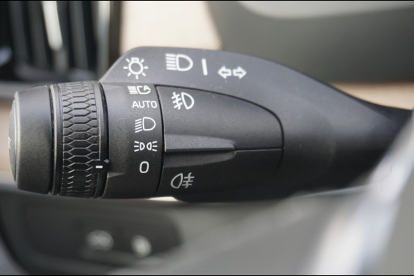Volvo XC90 455PK PHEV Ultra Dark MY25 LEDER PAKKET | MASSAGESTOEL | B&W AUD Volvo XC90 455PK PHEV Ultra Dark MY25 LEDER PAKKET | MASSAGESTOEL | B&W AUD