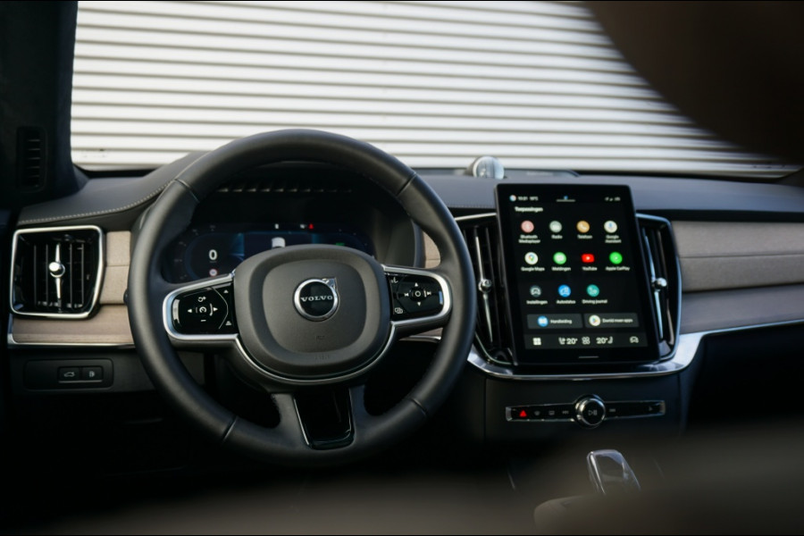 Volvo XC90 455PK PHEV Ultra Dark MY25 LEDER PAKKET | MASSAGESTOEL | B&W AUD Volvo XC90 455PK PHEV Ultra Dark MY25 LEDER PAKKET | MASSAGESTOEL | B&W AUD