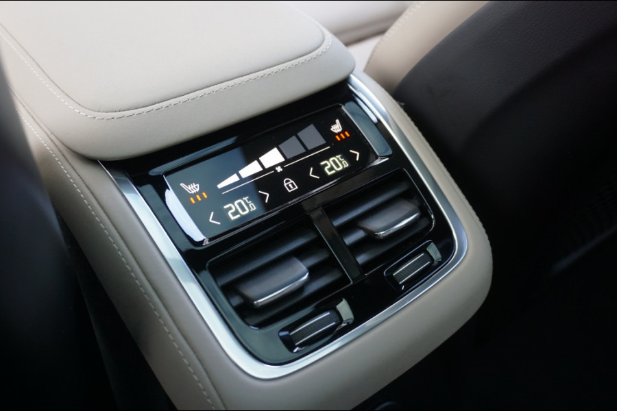 Volvo XC90 455PK PHEV Ultra Dark MY25 LEDER PAKKET | MASSAGESTOEL | B&W AUD Volvo XC90 455PK PHEV Ultra Dark MY25 LEDER PAKKET | MASSAGESTOEL | B&W AUD