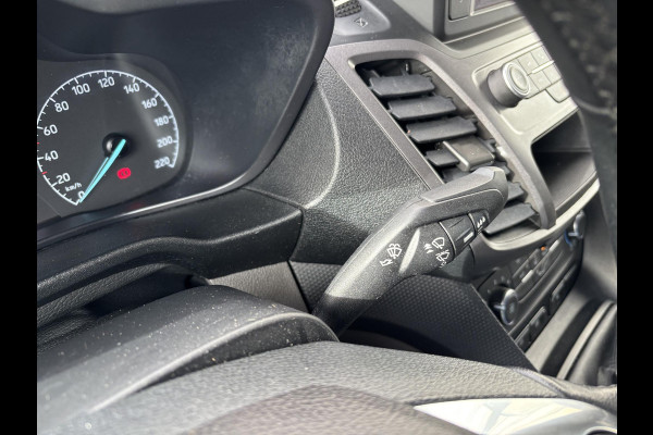 Ford Transit Connect 1.5 EcoBlue L1 Trend*A/C*HAAK*TEL*CAM*3PERS* Ford Transit Connect 1.5 EcoBlue L1 Trend*A/C*HAAK*TEL*CAM*3PERS*