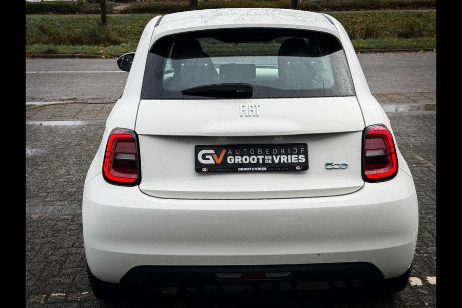 Fiat 500 Icon 42 kWh Navi|Long range|CarPlay|Cruise|Keyless start