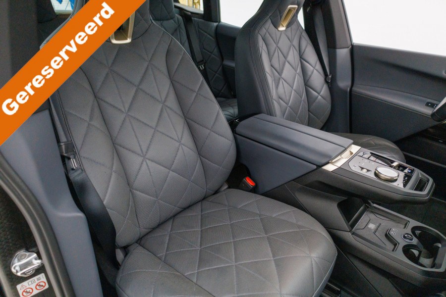 BMW iX xDrive50 112 kWh | Panoramadak | Trekhaak | Luchtvering | Harman Kardon | 24 maanden Premium Selection garantie, Driving assistant, Comfort Access, Headup BMW iX xDrive50 112 kWh | Panoramadak | Trekhaak | Luchtvering | Harman Kardon | 24 maanden Premium Selection garantie, Driving assistant, Comfort Access, Headup