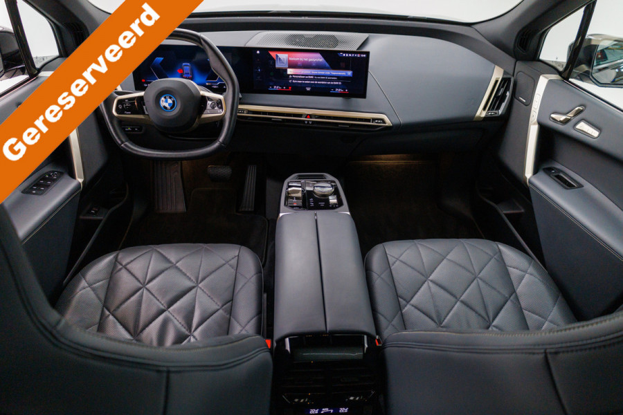 BMW iX xDrive50 112 kWh | Panoramadak | Trekhaak | Luchtvering | Harman Kardon | 24 maanden Premium Selection garantie, Driving assistant, Comfort Access, Headup BMW iX xDrive50 112 kWh | Panoramadak | Trekhaak | Luchtvering | Harman Kardon | 24 maanden Premium Selection garantie, Driving assistant, Comfort Access, Headup