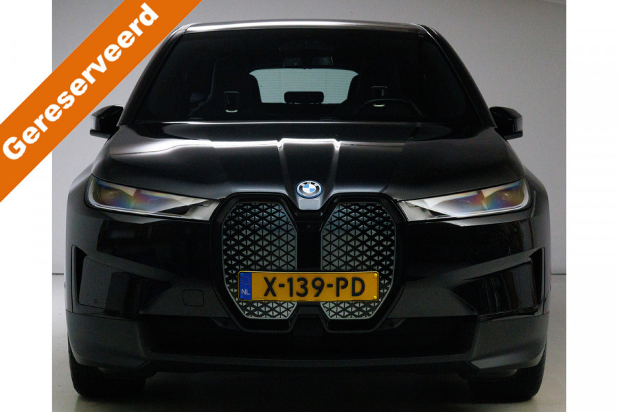 BMW iX xDrive50 112 kWh | Panoramadak | Trekhaak | Luchtvering | Harman Kardon | 24 maanden Premium Selection garantie, Driving assistant, Comfort Access, Headup BMW iX xDrive50 112 kWh | Panoramadak | Trekhaak | Luchtvering | Harman Kardon | 24 maanden Premium Selection garantie, Driving assistant, Comfort Access, Headup
