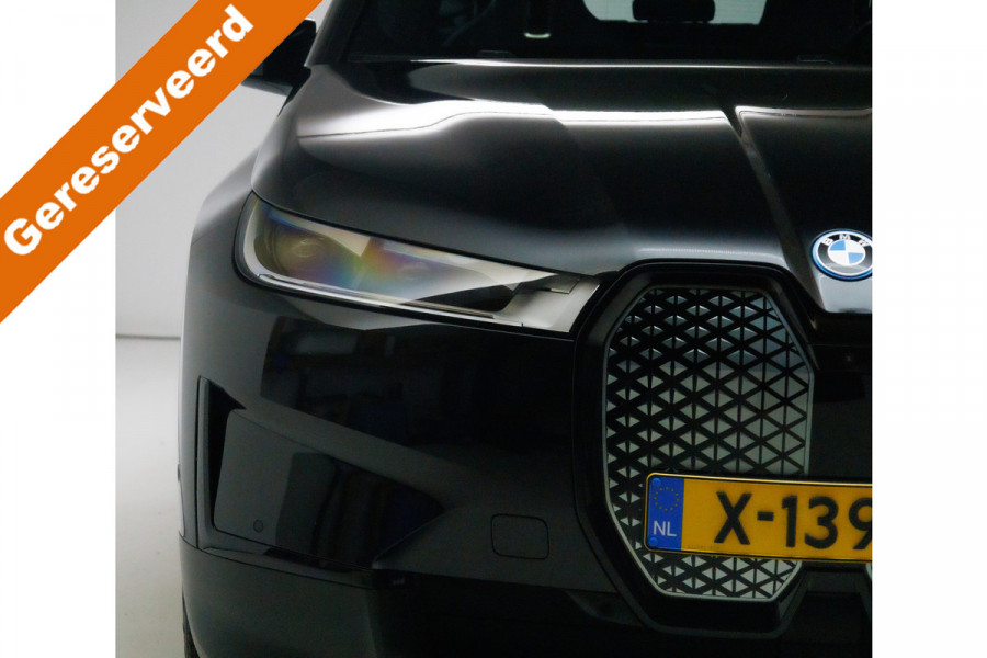 BMW iX xDrive50 112 kWh | Panoramadak | Trekhaak | Luchtvering | Harman Kardon | 24 maanden Premium Selection garantie, Driving assistant, Comfort Access, Headup BMW iX xDrive50 112 kWh | Panoramadak | Trekhaak | Luchtvering | Harman Kardon | 24 maanden Premium Selection garantie, Driving assistant, Comfort Access, Headup