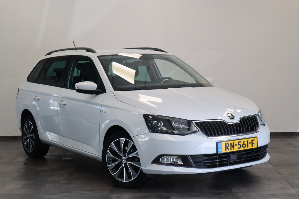 Škoda Fabia Combi 1.0 TSI Drive Navigatie CruiseControl Škoda Fabia Combi 1.0 TSI Drive Navigatie CruiseControl