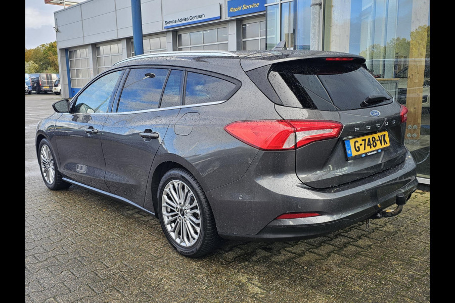 Ford FOCUS Wagon 1.5 EcoBoost Titanium Business 150 pk | 2de eigenaar | Full-led | Trekhaak | 1.500 kg trekgewicht | Camera | Winterpack | Perfect onderhouden!
