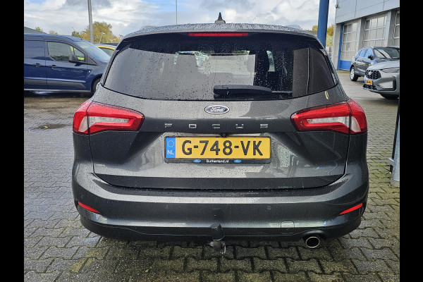 Ford FOCUS Wagon 1.5 EcoBoost Titanium Business 150 pk | 2de eigenaar | Full-led | Trekhaak | 1.500 kg trekgewicht | Camera | Winterpack | Perfect onderhouden!