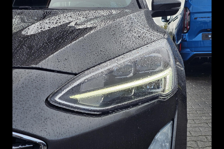 Ford FOCUS Wagon 1.5 EcoBoost Titanium Business 150 pk | 2de eigenaar | Full-led | Trekhaak | 1.500 kg trekgewicht | Camera | Winterpack | Perfect onderhouden!