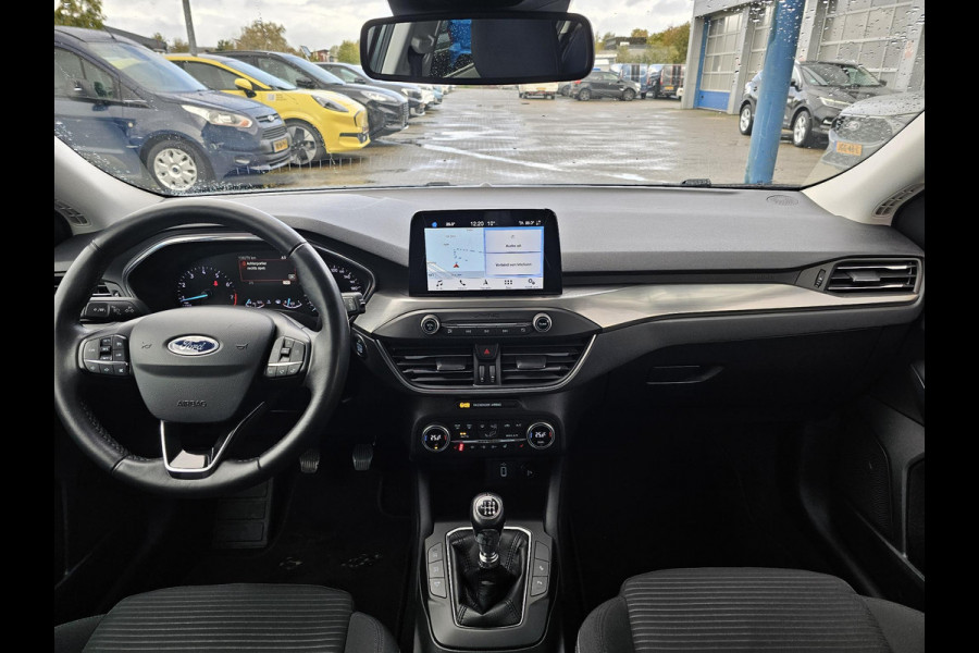Ford FOCUS Wagon 1.5 EcoBoost Titanium Business 150 pk | 2de eigenaar | Full-led | Trekhaak | 1.500 kg trekgewicht | Camera | Winterpack | Perfect onderhouden!
