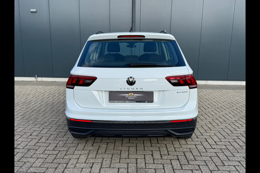 Volkswagen Tiguan 1.4 TSI eHybrid Life * Navigatie * Stoelverwarming * Virtual Cockpit * Adaptieve Cruise Control *
