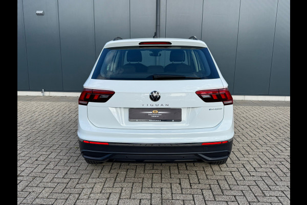 Volkswagen Tiguan 1.4 TSI eHybrid Life * Navigatie * Stoelverwarming * Virtual Cockpit * Adaptieve Cruise Control *