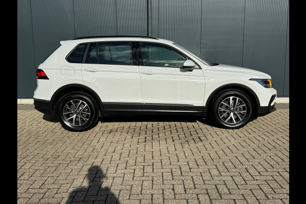 Volkswagen Tiguan 1.4 TSI eHybrid Life * Navigatie * Stoelverwarming * Virtual Cockpit * Adaptieve Cruise Control *