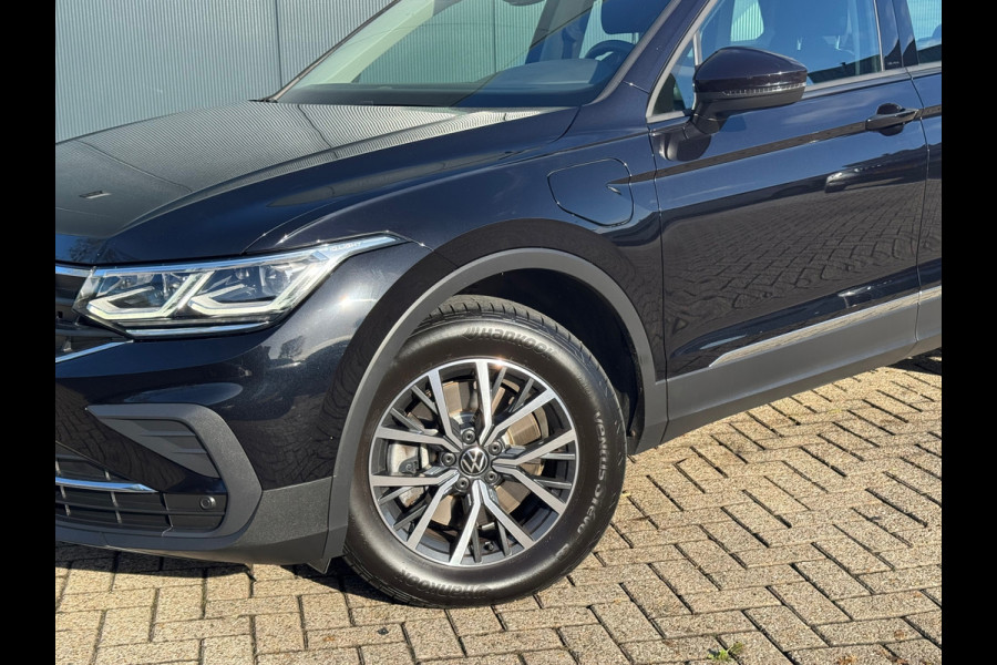 Volkswagen Tiguan 1.4 TSI eHybrid Life * Trekhaak * Matrix Led * Stuurverwarming * El. Klep *