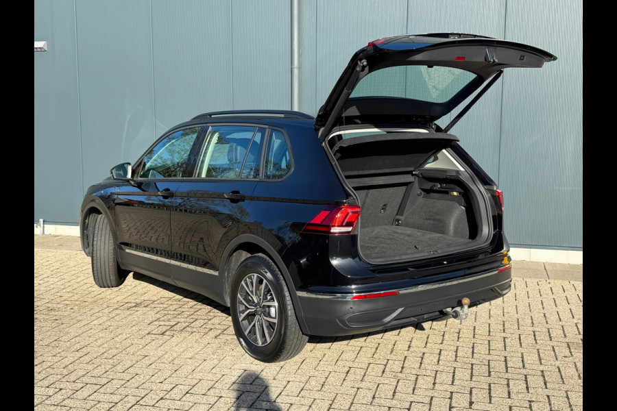 Volkswagen Tiguan 1.4 TSI eHybrid Life * Trekhaak * Matrix Led * Stuurverwarming * El. Klep *