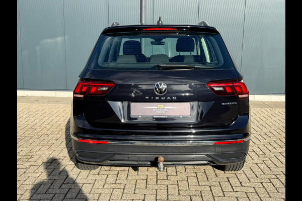 Volkswagen Tiguan 1.4 TSI eHybrid Life * Trekhaak * Matrix Led * Stuurverwarming * El. Klep *