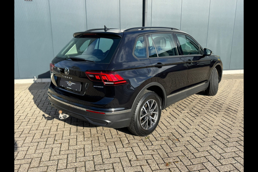 Volkswagen Tiguan 1.4 TSI eHybrid Life * Trekhaak * Matrix Led * Stuurverwarming * El. Klep *