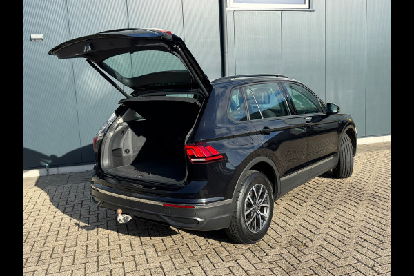Volkswagen Tiguan 1.4 TSI eHybrid Life * Trekhaak * Matrix Led * Stuurverwarming * El. Klep *