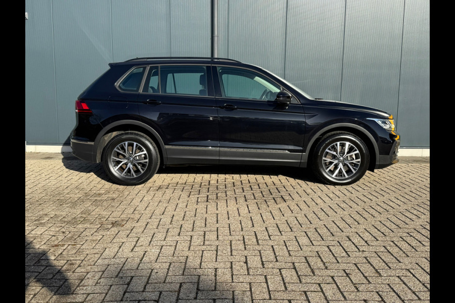 Volkswagen Tiguan 1.4 TSI eHybrid Life * Trekhaak * Matrix Led * Stuurverwarming * El. Klep *