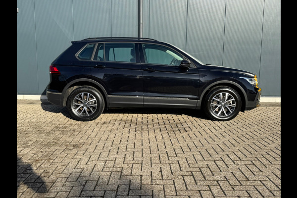 Volkswagen Tiguan 1.4 TSI eHybrid Life * Trekhaak * Matrix Led * Stuurverwarming * El. Klep *