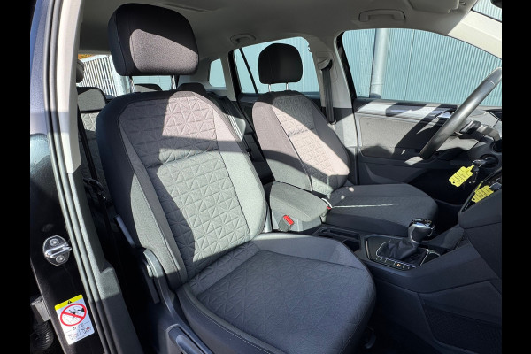 Volkswagen Tiguan 1.4 TSI eHybrid Life * Trekhaak * Matrix Led * Stuurverwarming * El. Klep *
