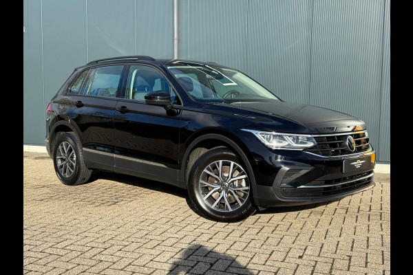 Volkswagen Tiguan 1.4 TSI eHybrid Life * Trekhaak * Matrix Led * Stuurverwarming * El. Klep *